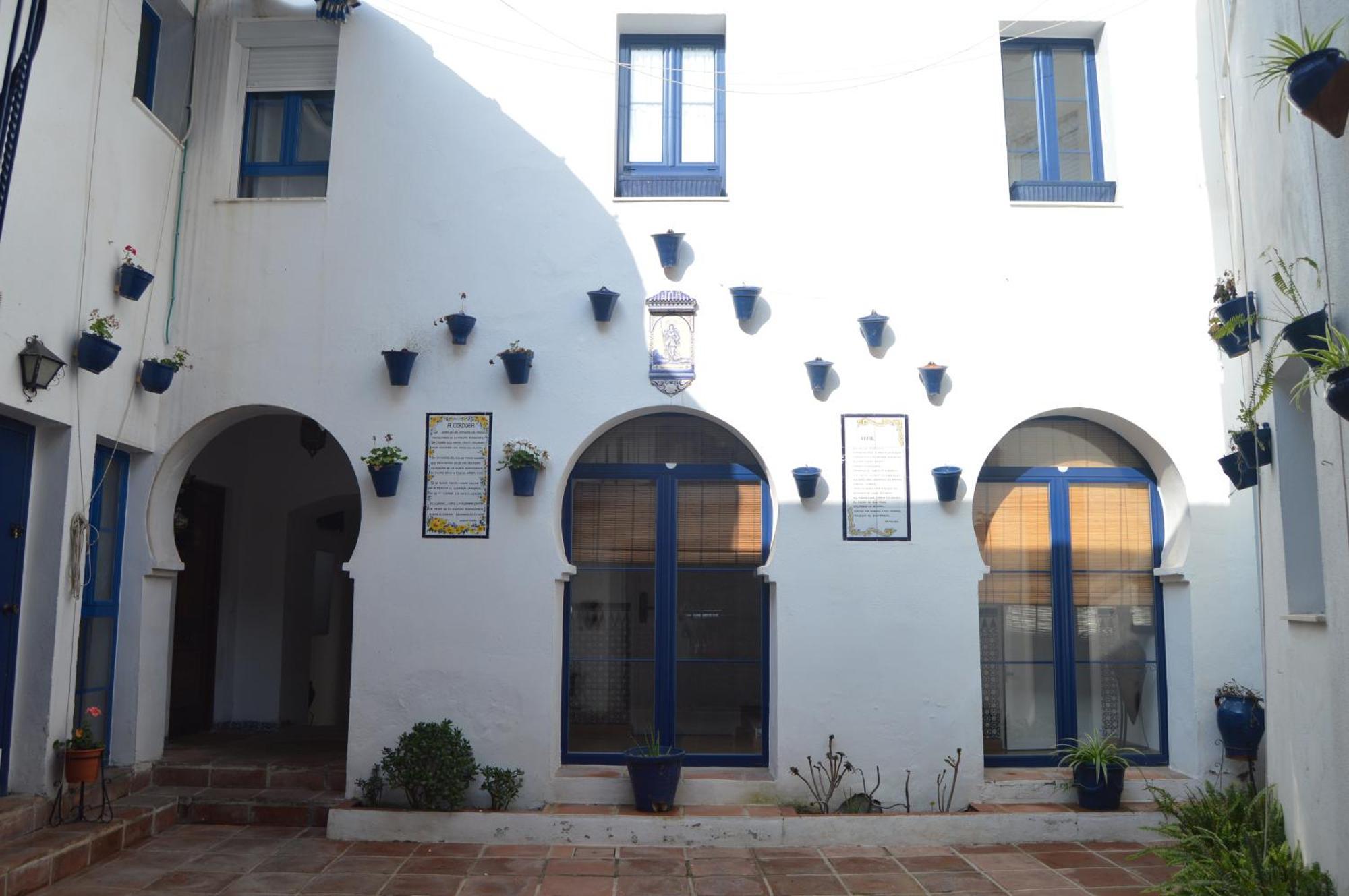 Alcazar Viejo Parking Tourist Cordobaアパートメント エクステリア 写真